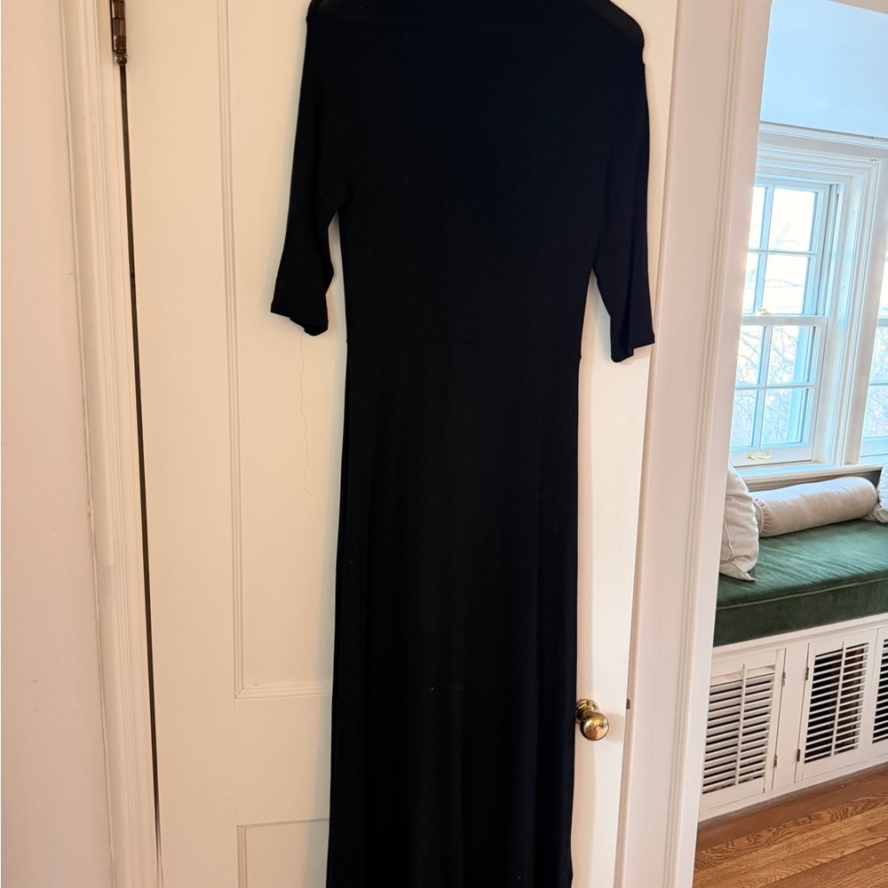 Vince Classic Black Women's Maxi Dress - Sleek 3/4 Sleeve mock neck